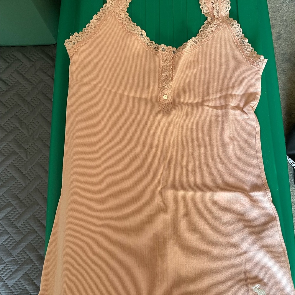 Icon NEW - no tags light pink Abercrombie lace cami